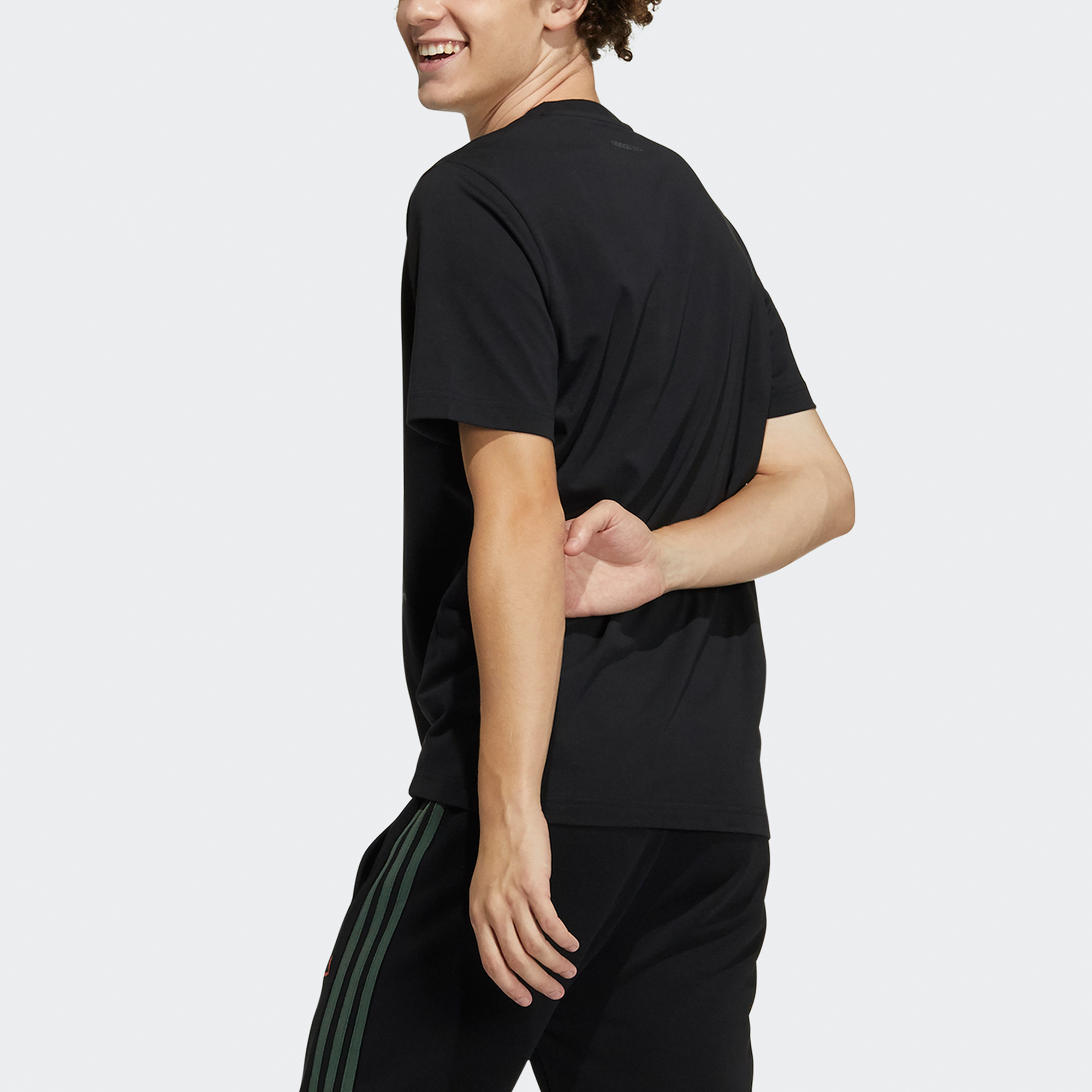adidas Kaos Logo Seri Huruf, Unisex, COD '" AD-17